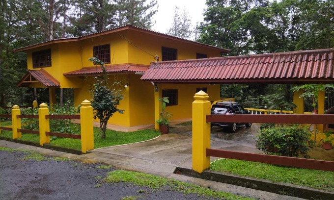 Cerro Azul House | El Descanso