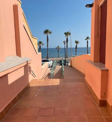 Adra Apartment | El faro