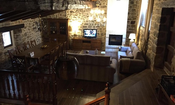 Puertomingalvo House | El Leñero del Tío Ramón