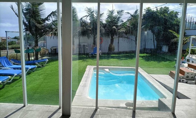 Firgas Ski Chalet | El NARANJO HOUSE WITH PRIVATE POOL