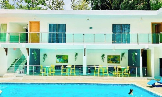 Los Hidalgos Apartment | El Paso Hotel Restaurant 8 Guests