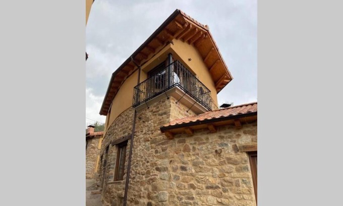 Cremenes Ski Chalet | El Refugio II de Verdiago