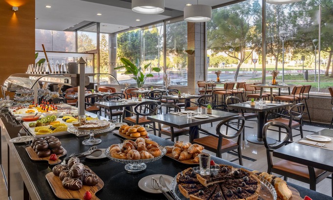 Almeria Hotel | Elba Almería Business & Convention Hotel