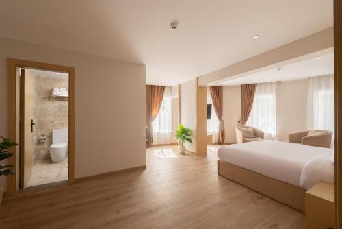 Garden City Hotel | Elegance Grand City Hotel