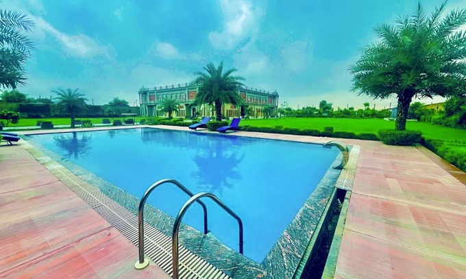 Mathura Resort | Elegance Resort