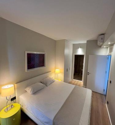 Bagcilar Apartment | Elegant 2BR 2BA in Top Spot