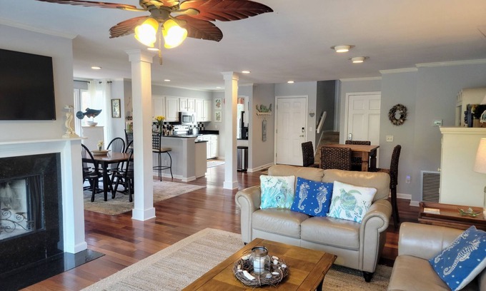 Isle of Palms Villa | Elegant 3 BR 3 BA End Unit Villa in the Heart of Wild Dunes-Golf-Tennis-Pool-Spa