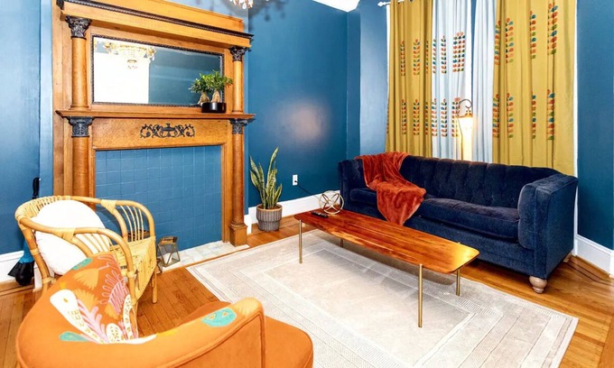 Downtown Baltimore House | Elegant 4BR Oasis by Patterson