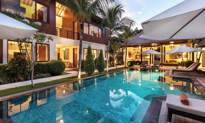 Central Seminyak Villa | Elegant, 4BR Villa with Private Pool in Seminyak