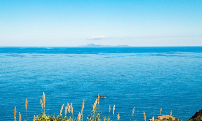 Faial House | Elegant house in Santana with garden and barbecue