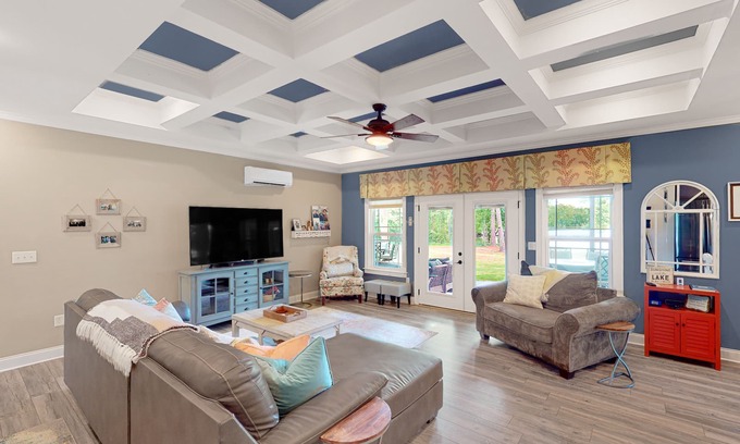 Saluda House | Elegant lakefront home with fast WiFi, large yard & dock