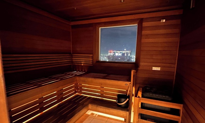 Vernon Apartment | Elegant Luxury studio in Downtown Los Angeles