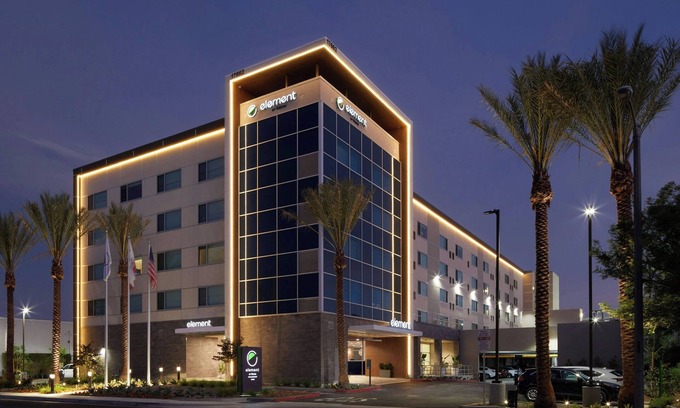 Irvine Business Complex Hotel | Element Irvine