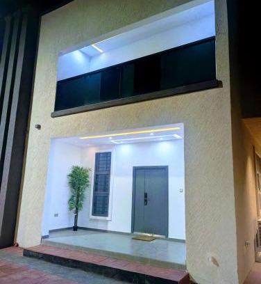 Bono East Region Apartment | Eliana Castle