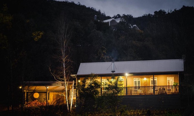 Bright House | Eliza's