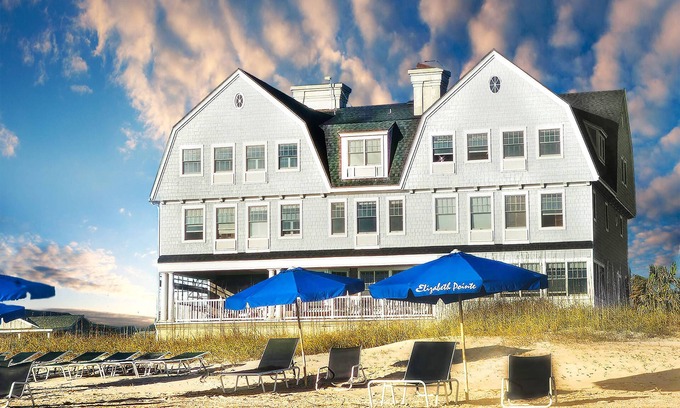 Ocean Cay Bed & Breakfast | Elizabeth Pointe Lodge