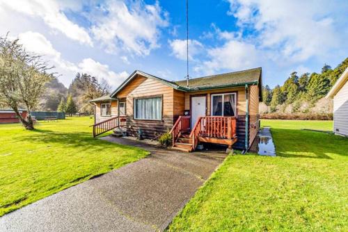 Orick House | Elk Meadow Cabins 9B Prairie Creek - Single Room