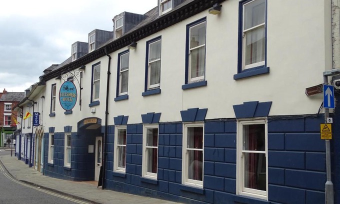 Ellesmere Hotel | Ellesmere Hotel