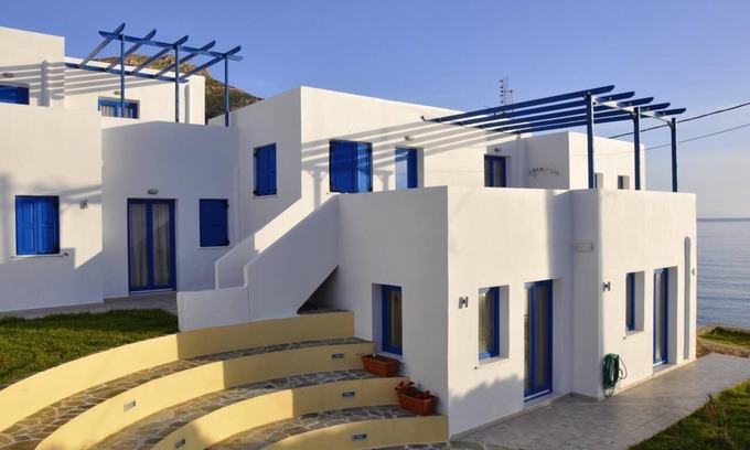 Livadia Hotel | Elli Bay Hotel - Studio 1