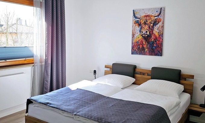 Heidenheim an der Brenz Apartment | Elodia Luxury Apartment - Wi-Fi, Smart TV, Terrace, Kitchen, Towels