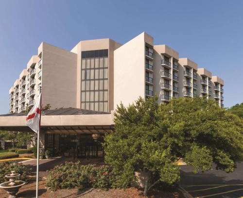 Redmont Park Hotel | Embassy Suites Birmingham