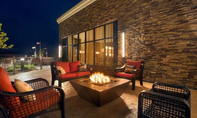 North Canton Hotel | Embassy Suites by Hilton Akron Canton Airport