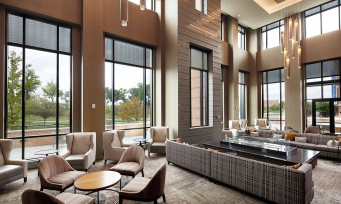 South Bend Hotel | Embassy Suites by Hilton South Bend at Notre Dame