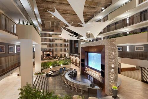 College Park Hotel | Embassy Suites by Hilton Atlanta Airport