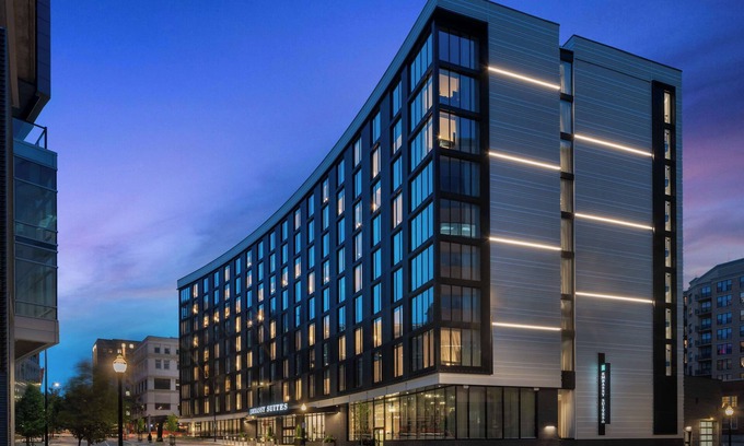 Madison Hotel | Embassy Suites By Hilton Madison Downtown