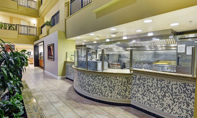 Valencia Hotel | Embassy Suites by Hilton Valencia