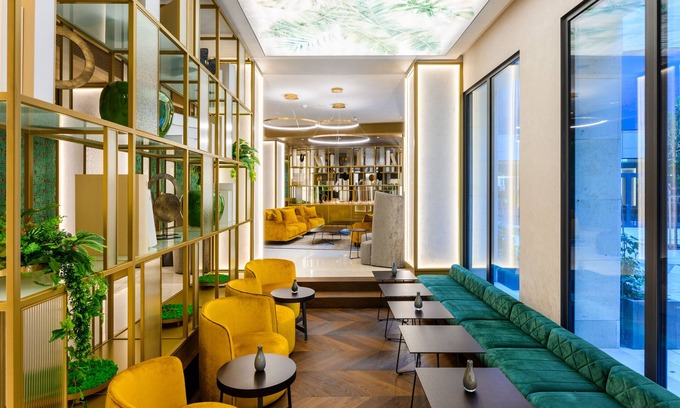 Inner City Budapest Hotel | Emerald Downtown Suites