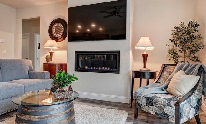 Murphys House | Emerald Inn in the Mountains: Stunning brand new home!