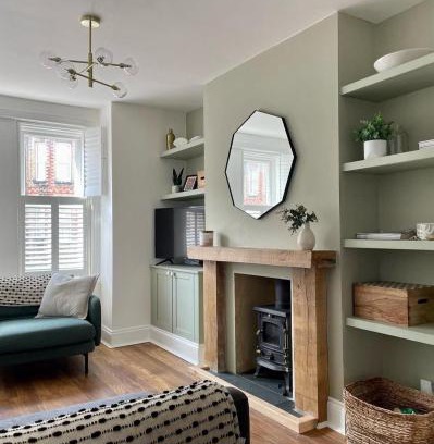 Poole House | Emerson House 2Bed Sleeps 6 EV Point Dog Friendly Parking Groups Families Professionals