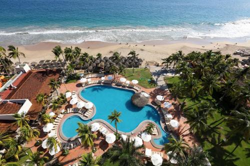 Ixtapa Hotel | Emporio Ixtapa - with Optional All Inclusive