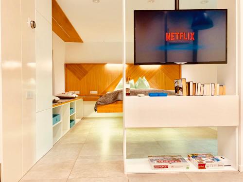 Old Town Apartment | Emun Studio , Old Town, Smart, Netflix and Relax