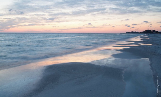 Bradenton Condo | Enchanting 3 BR/2 BA hideaway minutes from AMI Beaches & Robinson's Preserve.