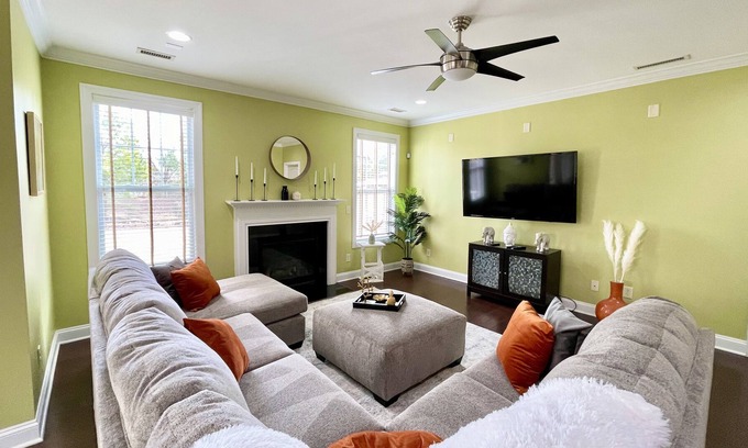 Cary House | Enchanting 4BD Home| Perfect for Families & Groups