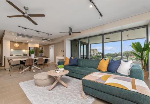 Darwin City Centre Apartment | Enchanting Waterfront Lagoon Views & Restaurants