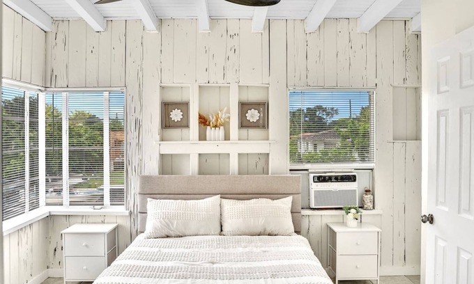 Northeast Miami Apartment | Endless Summer Riverfront Manatee Serenity