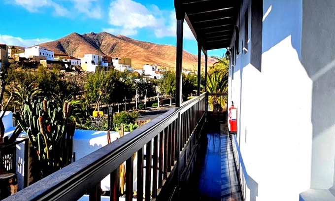 Pajara Cottage | Enjoy a cozy retreat in our Casa Isaítas - (Garcey)