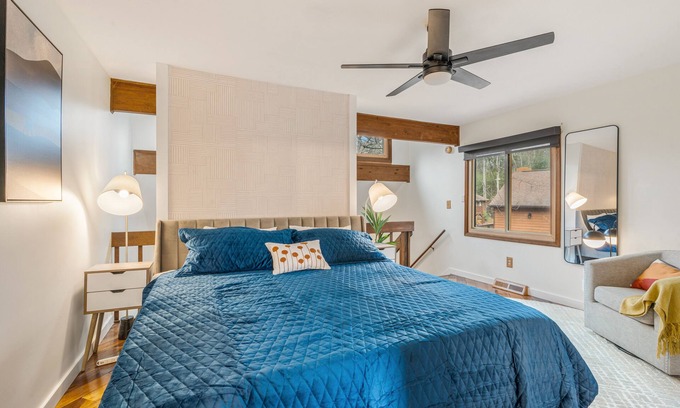 Fletcher Cottage | Enjoy a peaceful and relaxing stay at this cozy and charming cottage.