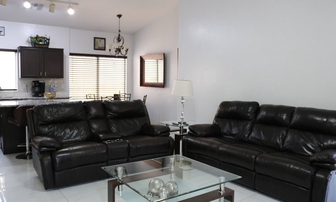 Rancho Sahuarita House | Enjoy a peaceful, comfortable, unique and family-friendly time at Casa Leeza.