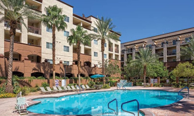 Enterprise Apartment | Enjoy Las Vegas Blvd with the Family in 2BD condo with resort lazy river