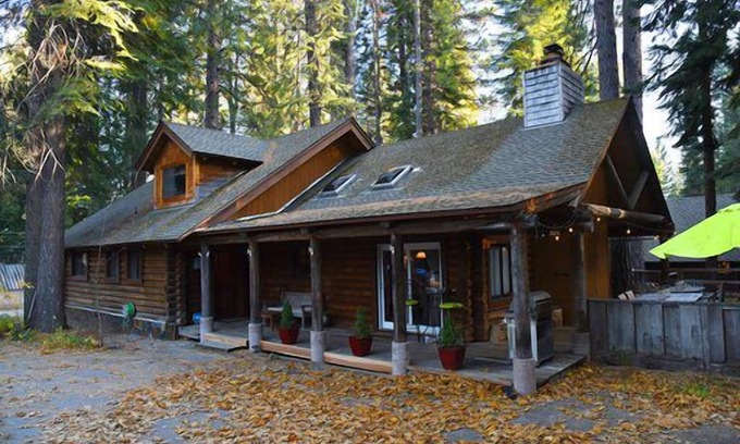 McCloud House | Enjoy Our Beautiful Log Home