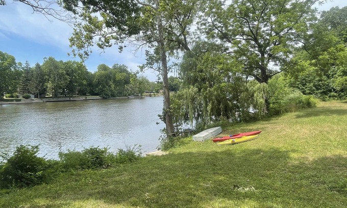 Benton Harbor Cottage | Enjoy peacefulness & nature in our pet friendly cottage along the St. Joe River.