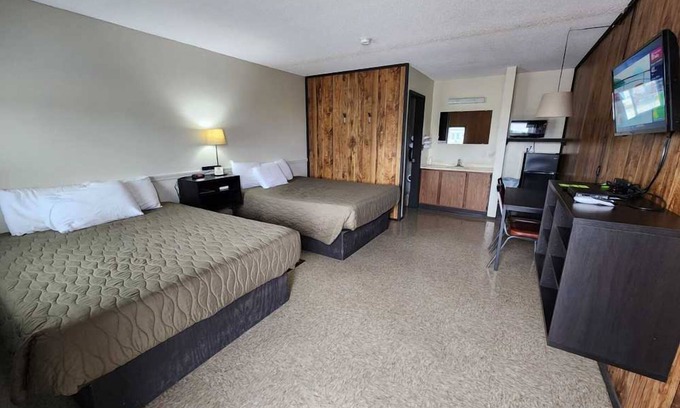 Warsaw House | Enjoy Room w/Access to Refreshing Pool, Golf Cart Rentals & Outdoor Fun