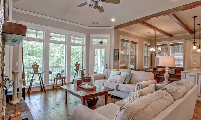 Wedowee Cottage | Enjoy spacious 4 bedroom home with stunning lake views and year round deep water