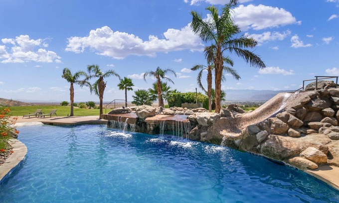 Thousand Palms House | Enjoy Spectacular 360 Views while creating unforgettable memories after Golfing