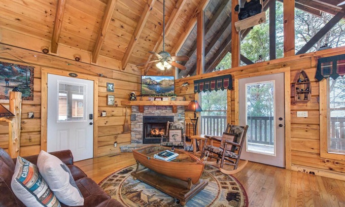 Pigeon Forge Resort | Enjoy the resort facilities of Alpine Mountain Village