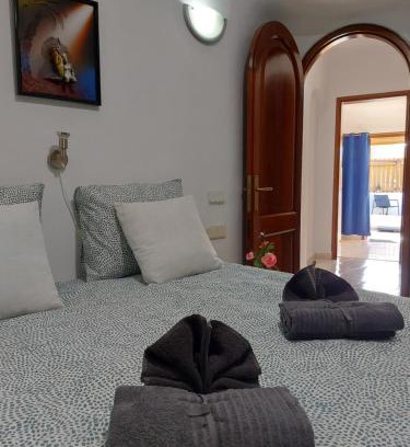Tarajalillo House | Enjoy your Privacy in Premium Bungalows Bahía Feliz-A with Terrace